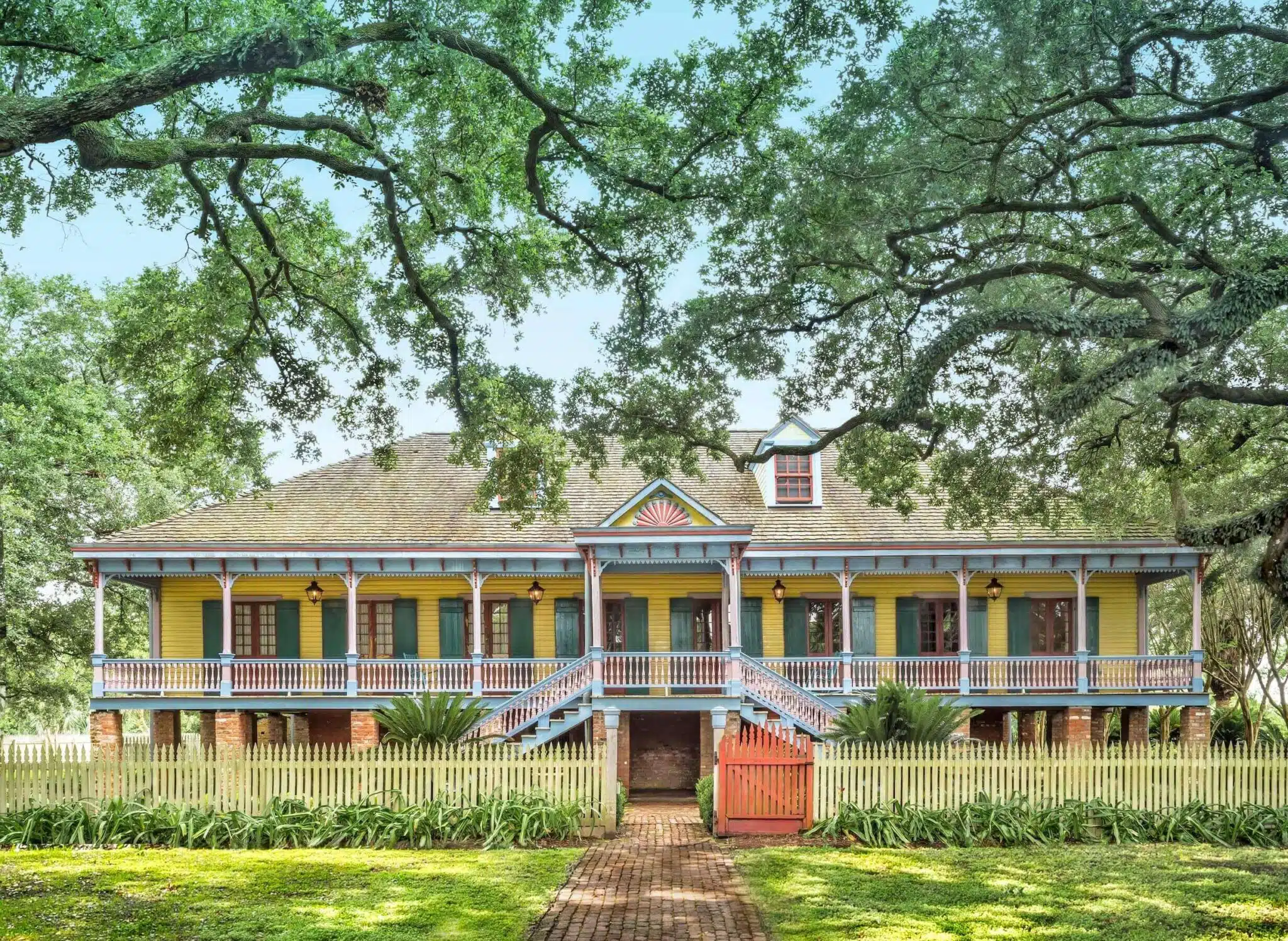 Stunning New Orleans Plantation Tours - Cajun Encounters